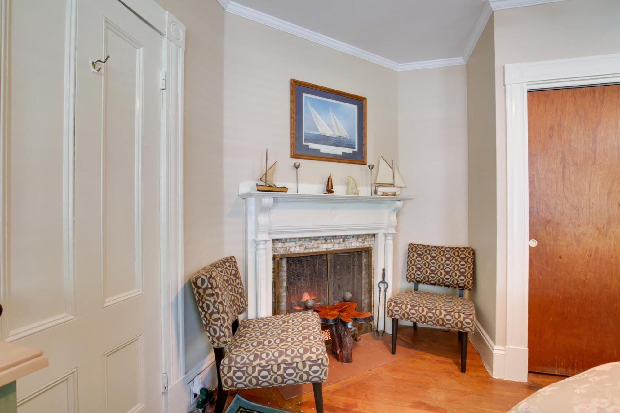 Quaint Beverly Townhome Walk To Beach And Downtown! מראה חיצוני תמונה