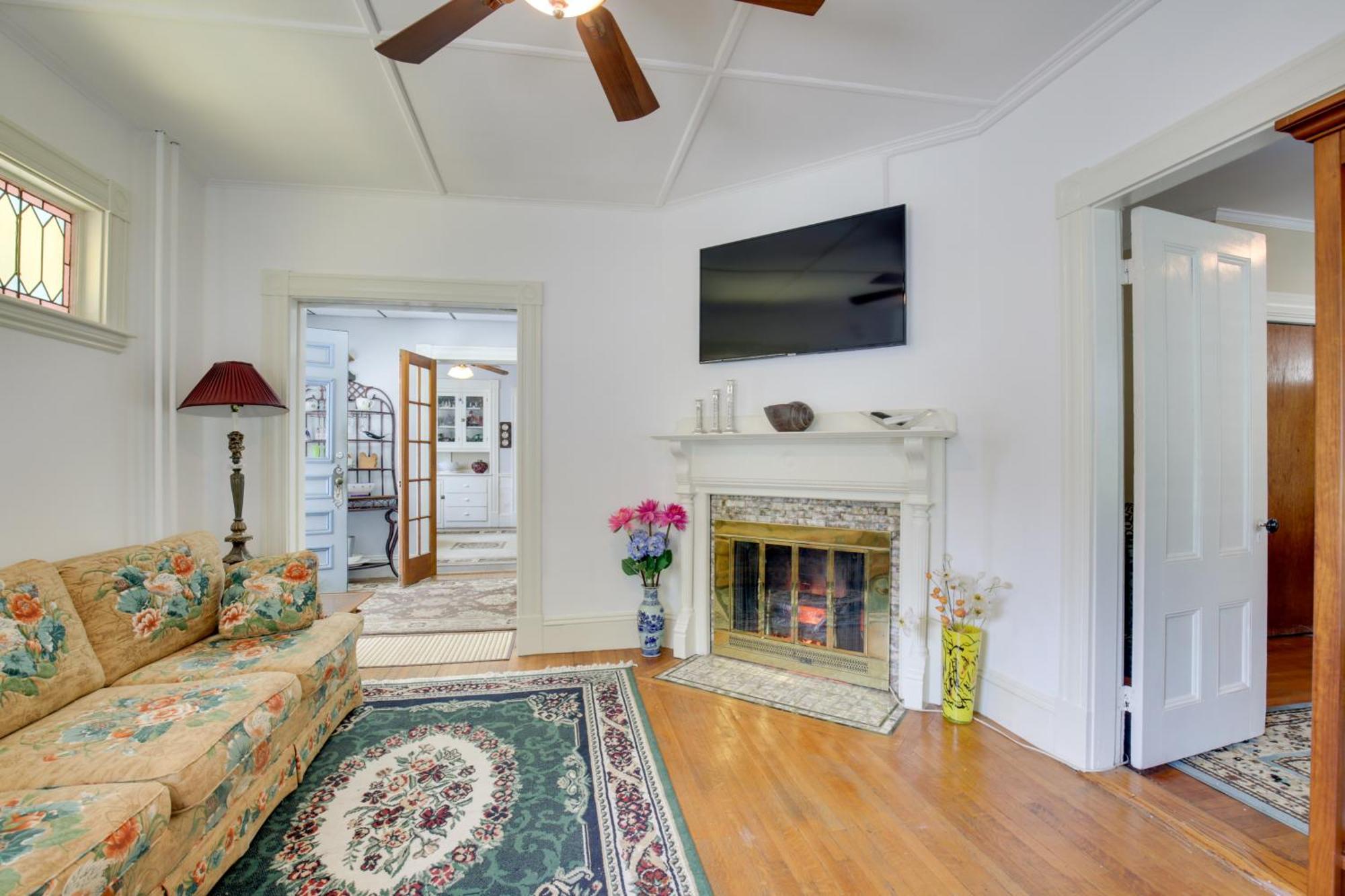 Quaint Beverly Townhome Walk To Beach And Downtown! מראה חיצוני תמונה